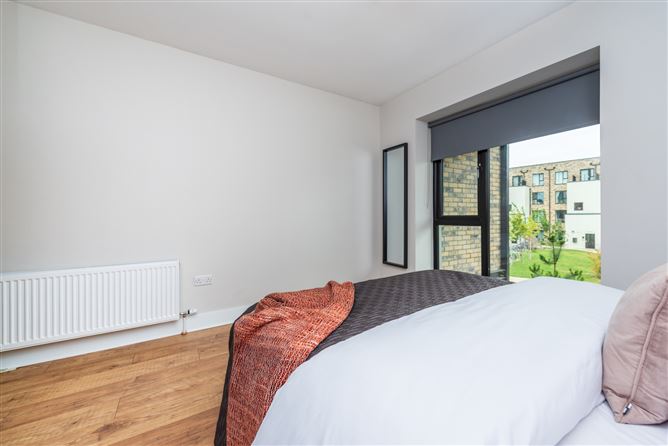 https://photos-a.propertyimages.ie/media/8/7/9/4945978/3cb7ba3c-60cd-4d8a-8ea8-689822acc667_l.jpg