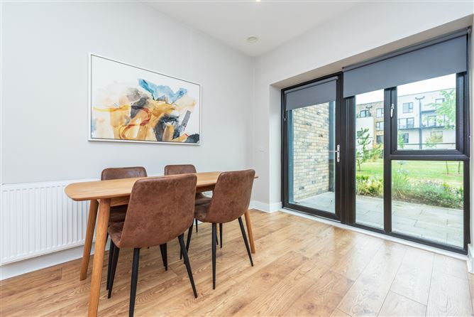 https://photos-a.propertyimages.ie/media/8/7/9/4945978/3cb7ba3c-60cd-4d8a-8ea8-689822acc667_l.jpg