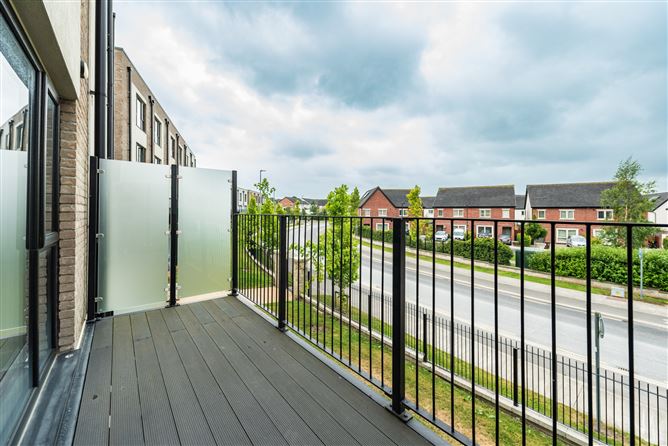 https://photos-a.propertyimages.ie/media/8/7/9/4945978/3cb7ba3c-60cd-4d8a-8ea8-689822acc667_l.jpg