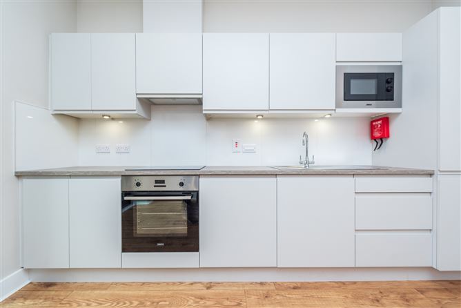 https://photos-a.propertyimages.ie/media/8/7/9/4945978/3cb7ba3c-60cd-4d8a-8ea8-689822acc667_l.jpg