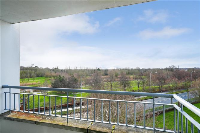 13 Rathlin Hall, Waterville, Blanchardstown, Dublin 15