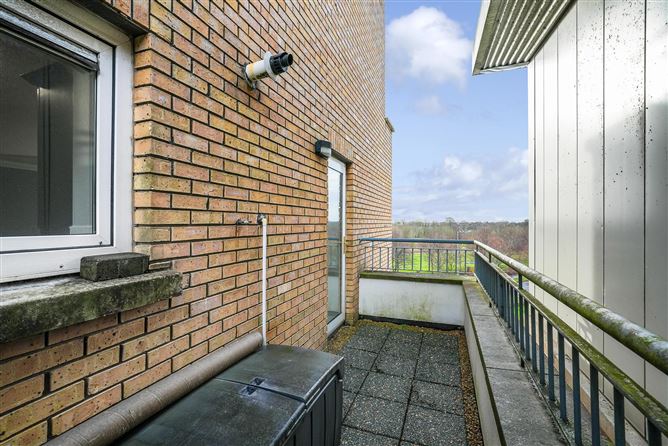 13 Rathlin Hall, Waterville, Blanchardstown, Dublin 15