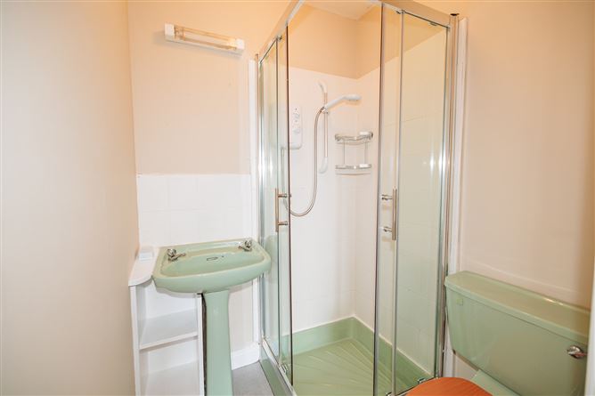 27 Deans Court, Waterford Road, Kilkenny