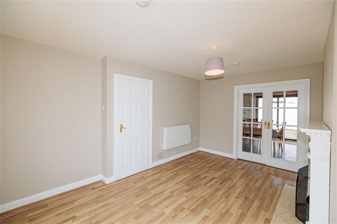 27 Deans Court, Waterford Road, Kilkenny