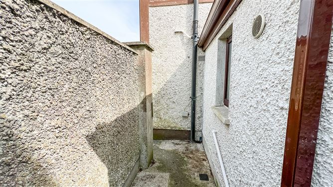 27 Deans Court, Waterford Road, Kilkenny