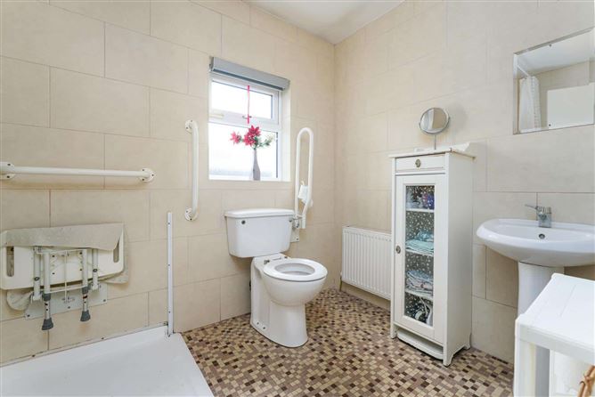 35 Grove Road, Glasnevin, Dublin 11