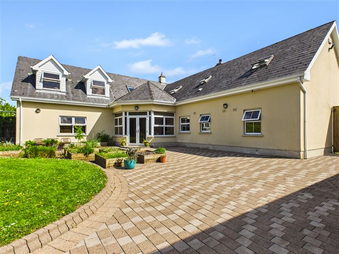Pride House, Addroon, Ruan, Ennis, Co. Clare