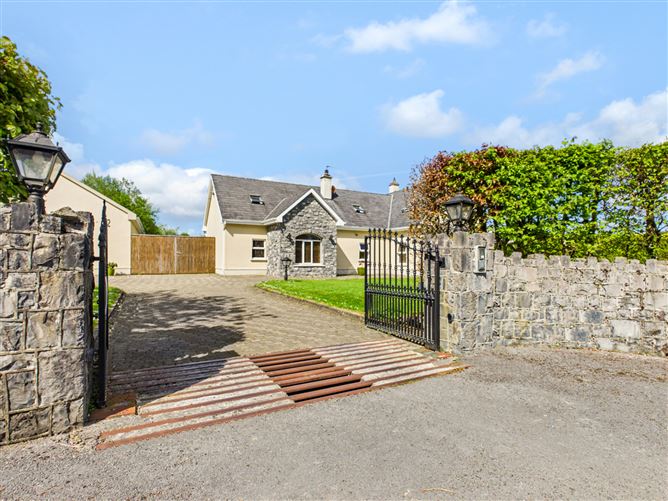 Pride House, Addroon, Ruan, Ennis, Co. Clare