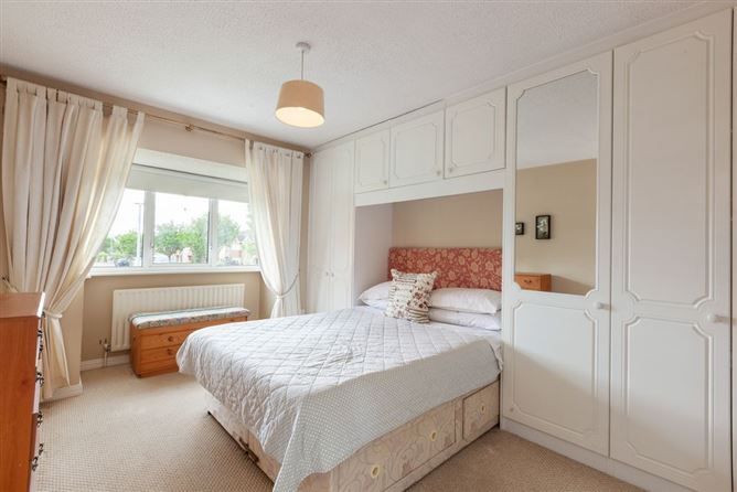 Photo 10 of 20 — 33 Castlerosse View, Baldoyle, Dublin 13
