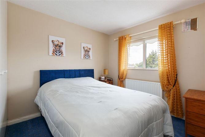 Photo 12 of 20 — 33 Castlerosse View, Baldoyle, Dublin 13