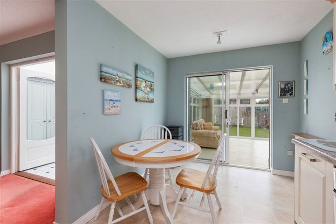 Photo 6 of 20 — 33 Castlerosse View, Baldoyle, Dublin 13