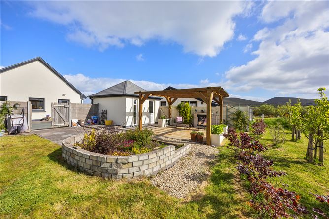 Photo 28 of 32 — Coolnaharragill Upper, Mountain Stage, Glenbeigh, Kerry