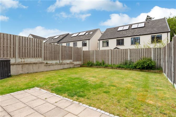 52 The Avenue, Scholarstown Wood, Rathfarnham, Dublin 16