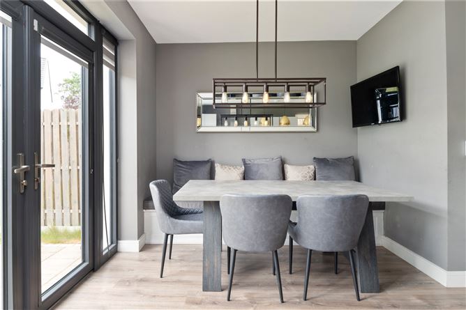 52 The Avenue, Scholarstown Wood, Rathfarnham, Dublin 16