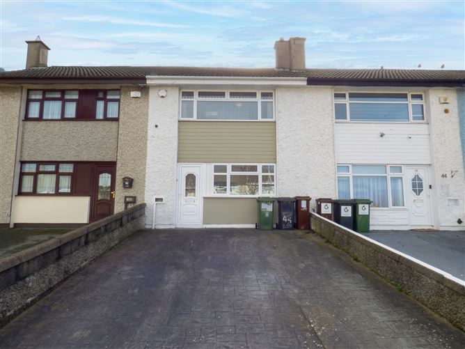 45 Avonbeg Gardens, Tallaght, Dublin 24 Henry Wiltshire Terenure