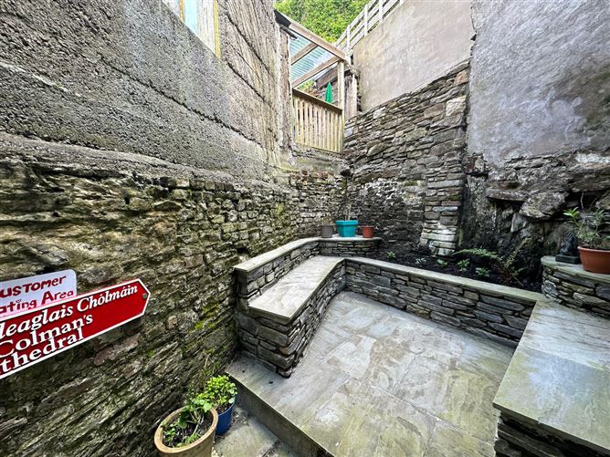 The Rock House, Lower Midleton St., Cobh, Cork