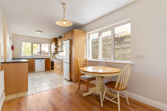 2 Belmont Grove, Galloping Green, Blackrock, Co. Dublin