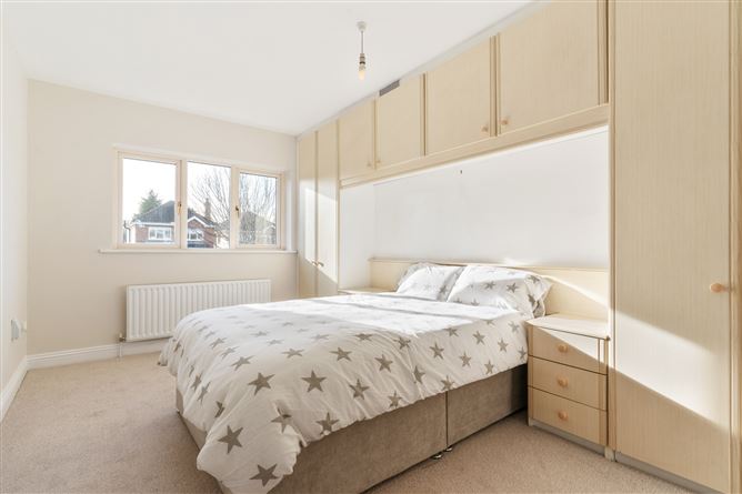 2 Belmont Grove, Galloping Green, Blackrock, Co. Dublin