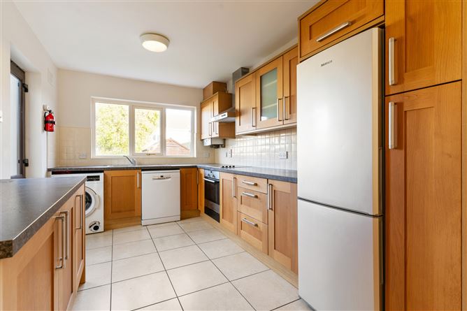 2 Belmont Grove, Galloping Green, Blackrock, Co. Dublin