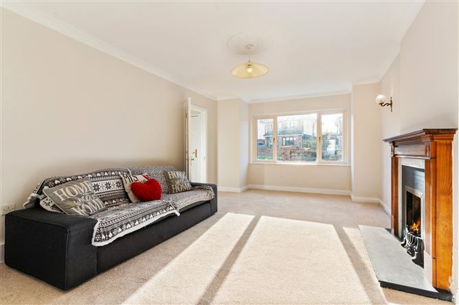 2 Belmont Grove, Galloping Green, Blackrock, Co. Dublin