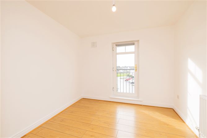 22 Holywell Crescent South, Swords, County Dublin