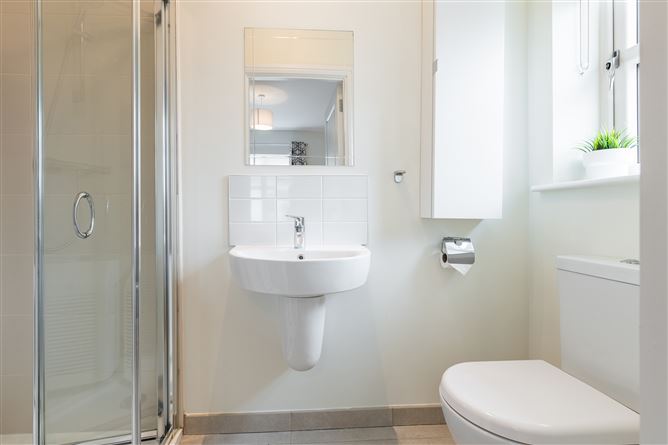 2 Darley Lane, Stepaside, Dublin 18