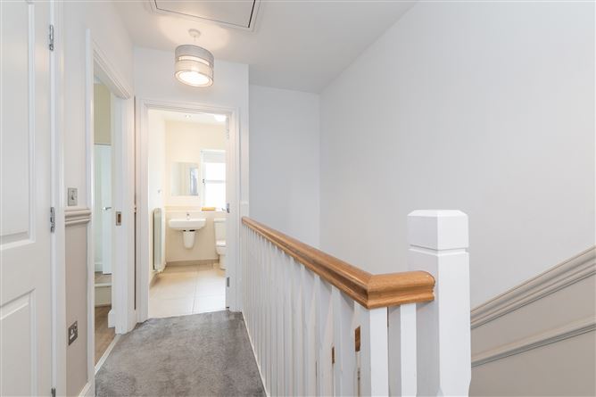 2 Darley Lane, Stepaside, Dublin 18