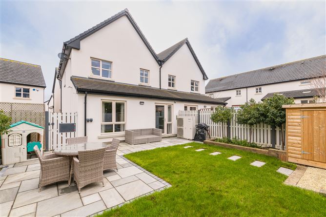 2 Darley Lane, Stepaside, Dublin 18