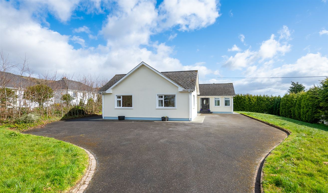 Blue Jay Lodge, Dromneavane, Kenmare, Co. Kerry Blue Jay Lodge, Dromneavane, Kenmare, Co. Kerry