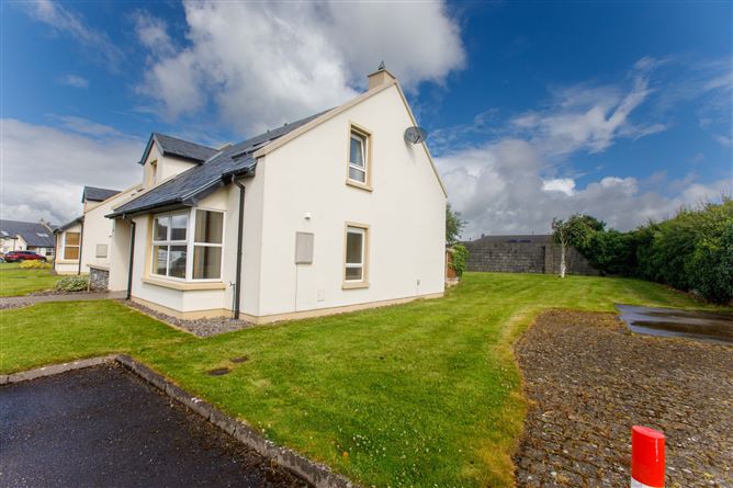 8 Crystal Fountain, Ballyseedy, Tralee, Co. Kerry