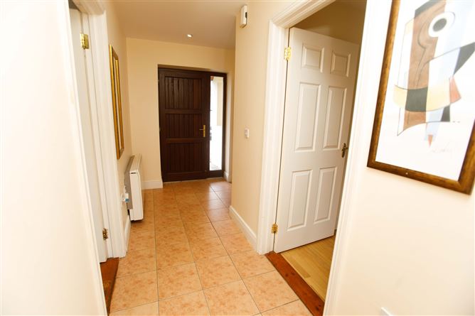 8 Crystal Fountain, Ballyseedy, Tralee, Co. Kerry