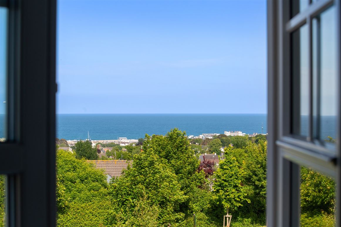 6 Seagreen Park, Blacklion, Greystones, Co. Wicklow