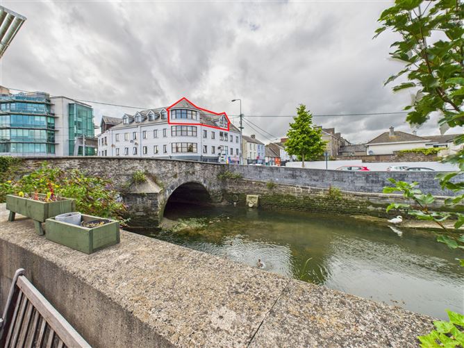 26 John's Bridge, Johnstown, Waterford