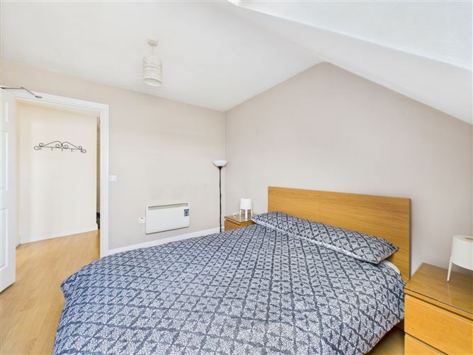 26 John's Bridge, Johnstown, Waterford