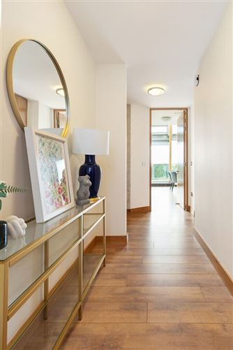 24 The Links, Elmpark Green, Merrion, Dublin 4