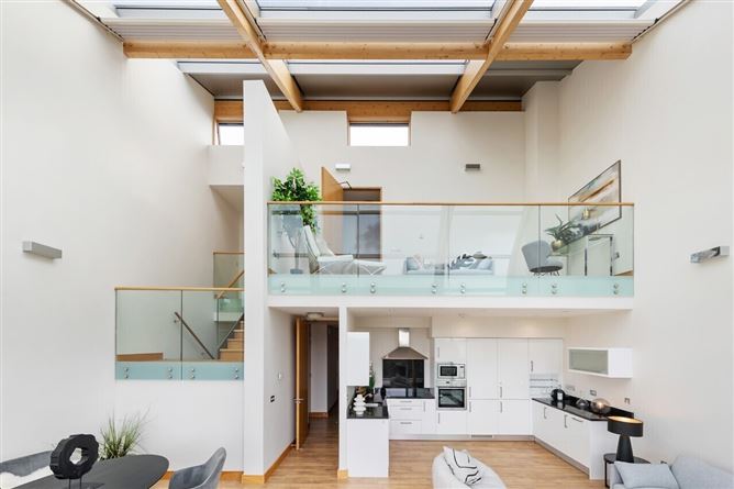 24 The Links, Elmpark Green, Merrion, Dublin 4