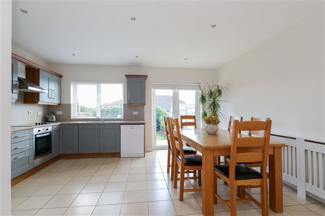 30 Leargan, Western Distributor Road, Knocknacarra, Galway