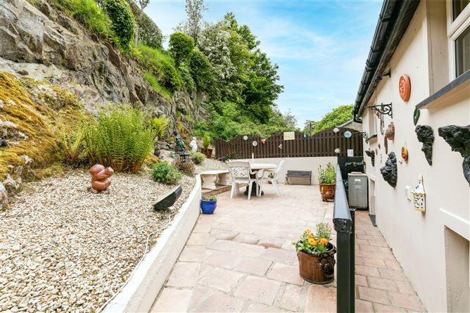 Hillview House, Spring Valley, Enniscorthy, Co. Wexford.