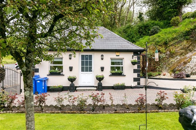 Hillview House, Spring Valley, Enniscorthy, Co. Wexford.