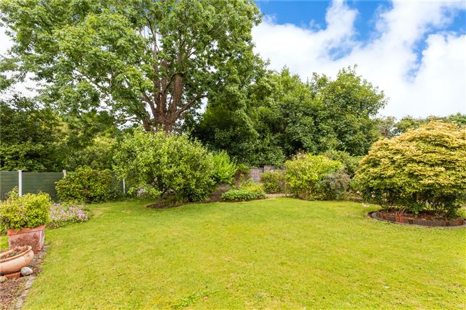 Grey Gables, Dublin Road, Enniskerry, Co.Wicklow