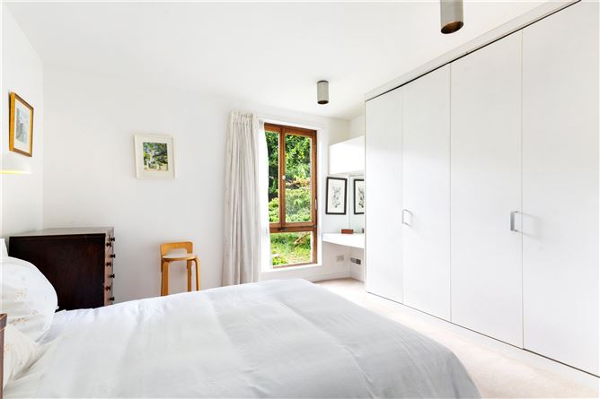 Grey Gables, Dublin Road, Enniskerry, Co.Wicklow