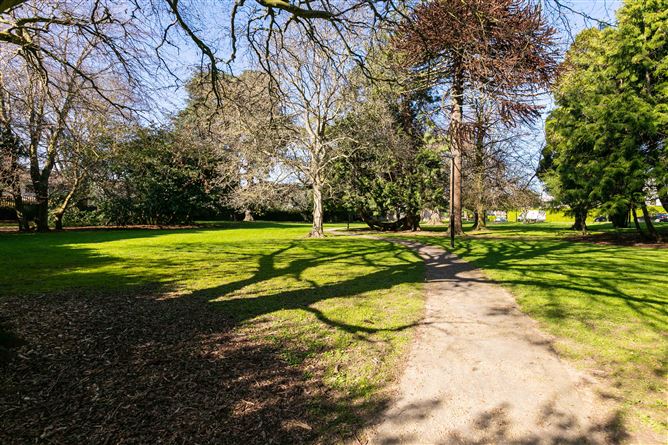 112 Saint Gabriels, Johnstown Road, Cabinteely, Dublin 18