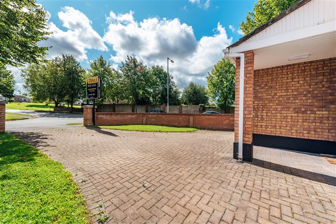 1 The Grove, Earl's Court, Kill, Kildare