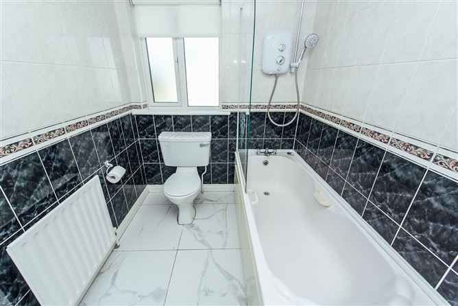 1 The Grove, Earl's Court, Kill, Kildare