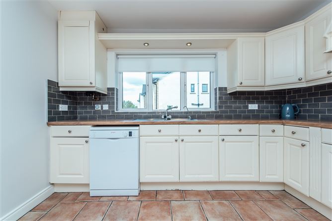 1 The Grove, Earl's Court, Kill, Kildare