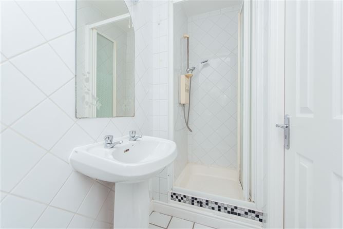 1 The Grove, Earl's Court, Kill, Kildare