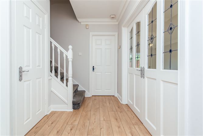 1 The Grove, Earl's Court, Kill, Kildare