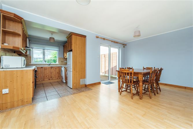 27 College Farm Glen, College Farm, Newbridge, Co. Kildare