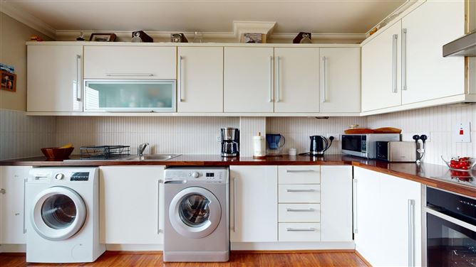 65 Sweetman House, The Coast, Baldoyle,   Dublin 13
