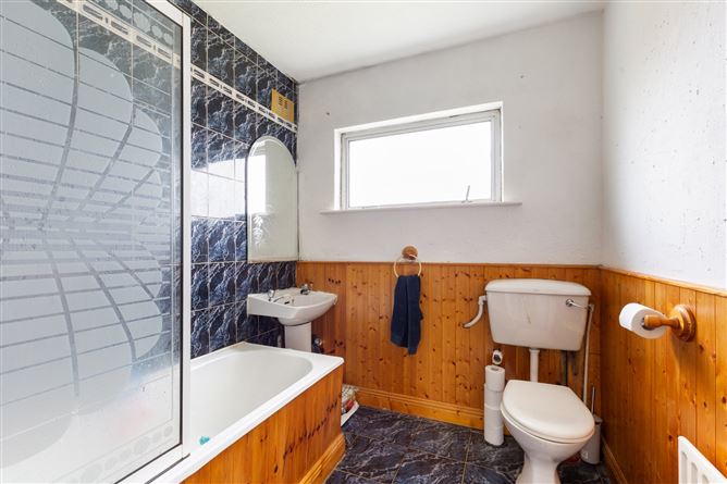 60 Broadford Lawn, Ballinteer, Dublin 16